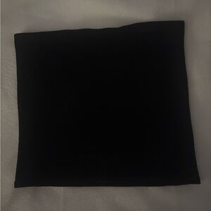 2/10 ✨Black Tube Top